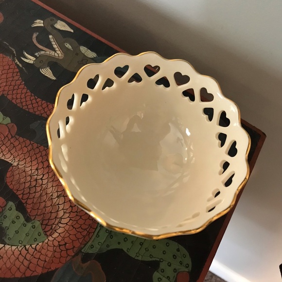 Vintage Cream/gold Heart Collection Trinket/candy Bowl by Lenox 4”x2.5” EUC RARE - Picture 2 of 7